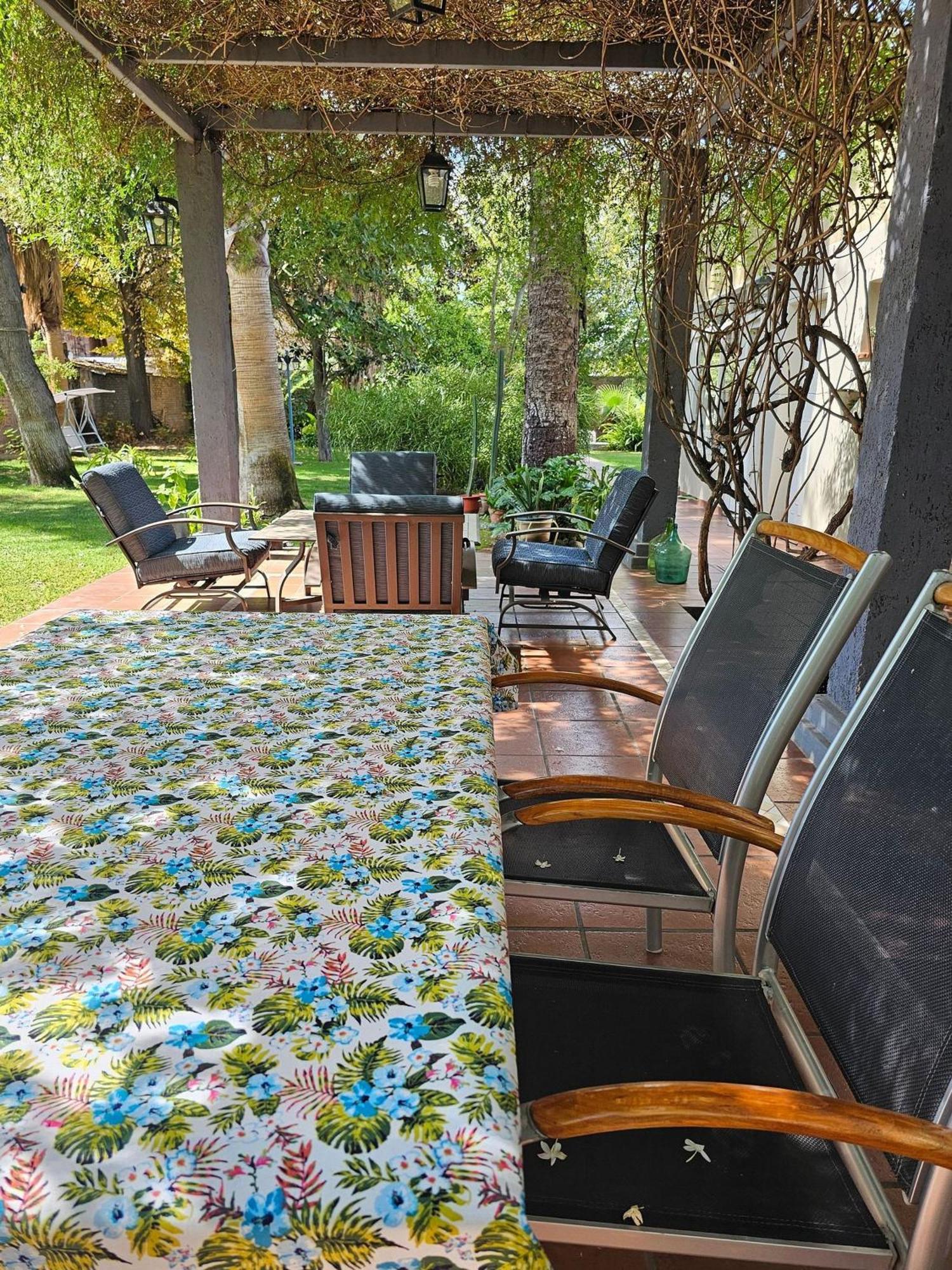 Buen Viaje Bed & Breakfast *